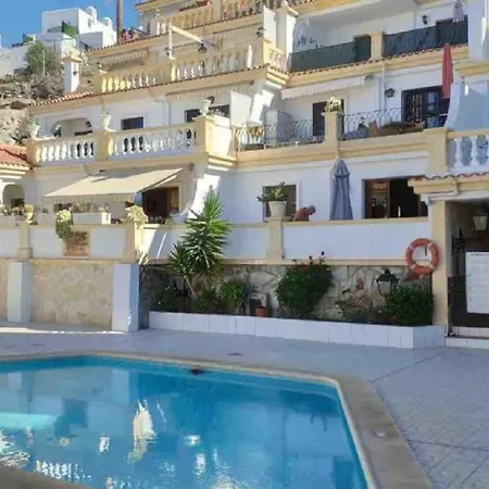 Buenavista In Windsor Park * Costa Adeje (Tenerife)